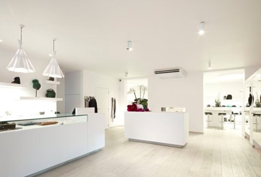 Image d'un grand appartement traversant à Montreux avec climatisation intégrée